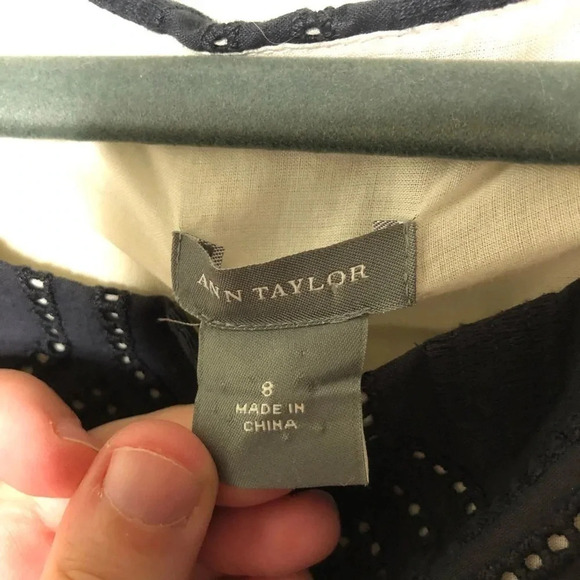 Ann Taylor Black Eyelet Style Dress Size 8 - Picture 4 of 6